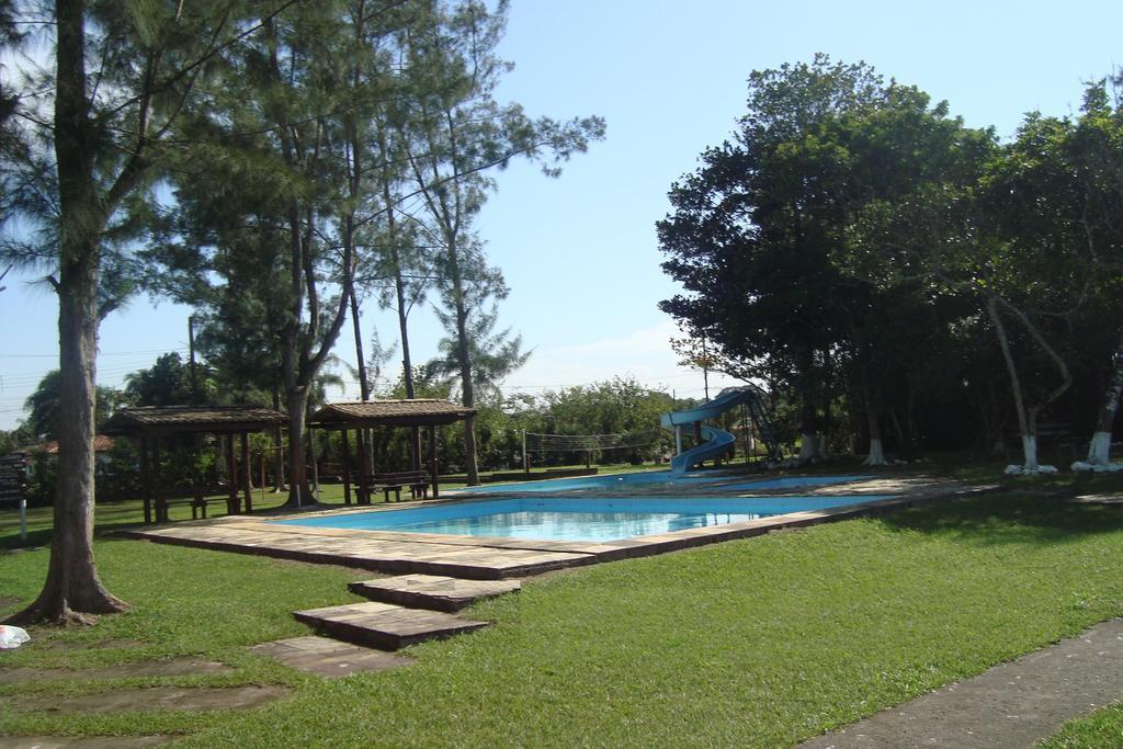 Sambura Chales Ilha Comprida Bagian luar foto